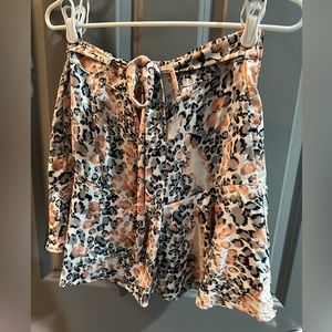 Closet Candy Boutique - Promesa pink leopard print skirt with tie - Size LARGE